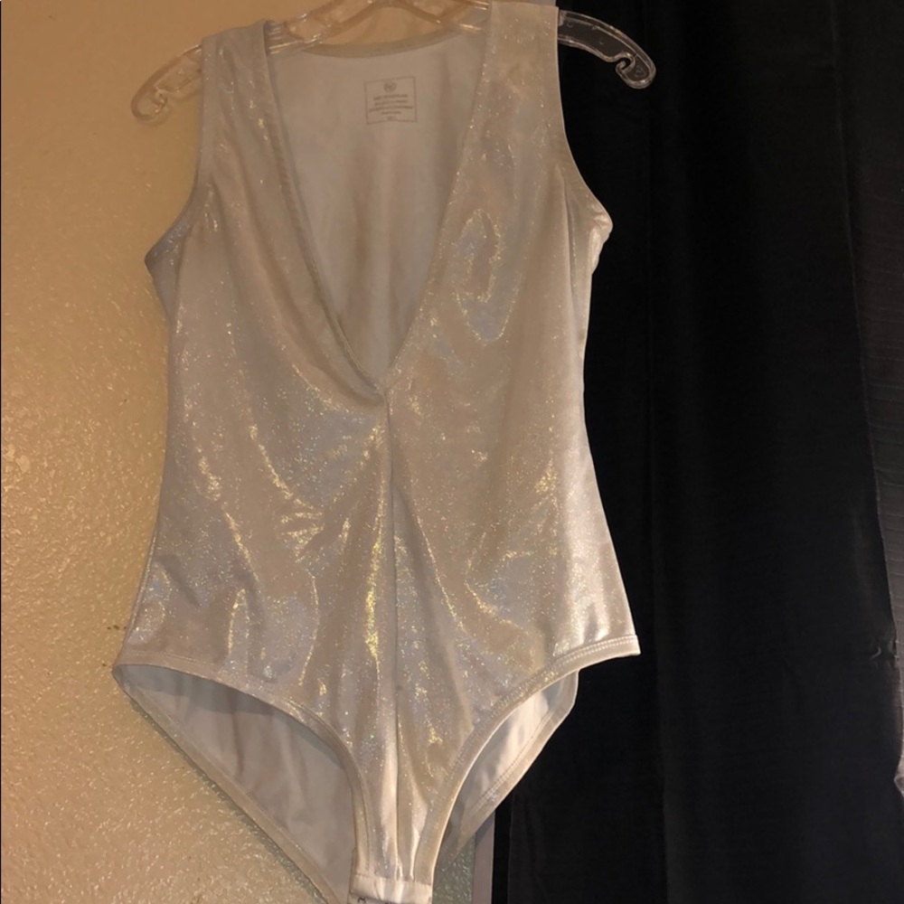 White holographic deep pulge bodysuit